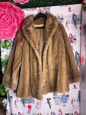 Vintage Women's Plush Faux Fur Teddy Jacket - Tan